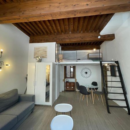 Appartement Cosy Au Coeur Du Vieux Lyon Luaran gambar
