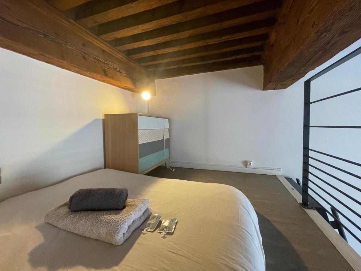 Appartement Cosy Au Coeur Du Vieux Lyon Luaran gambar